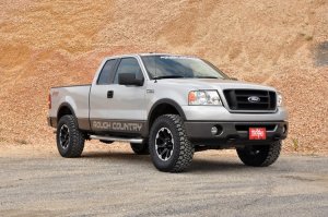 Ford F-150 Suspension Lift Kit - Rough Country - N3 Struts - '04-'08